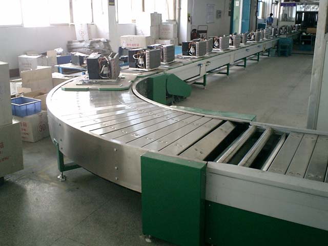 板鏈輸送機(jī)，轉(zhuǎn)彎板鏈輸送機(jī)，板鏈裝配線，地面輸送機(jī)