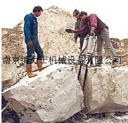 供應玉石開采設備劈裂機