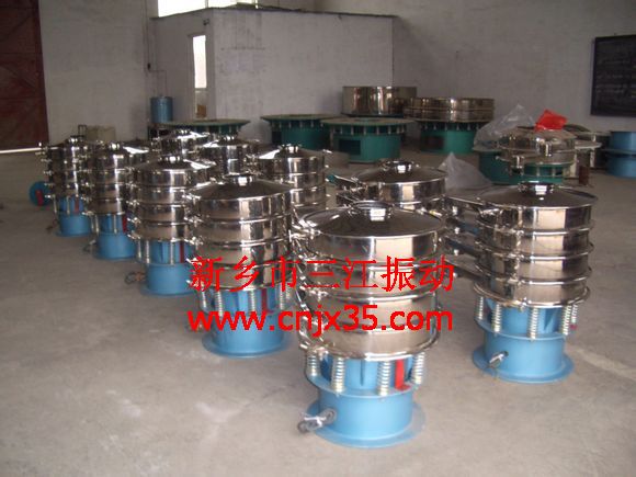 調(diào)料振動篩價格，新鄉(xiāng)三江振動機械廠家優(yōu)