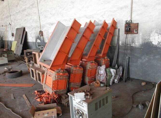 新鄉鑫海專業生產耐高溫500-800度電磁振動給料機國內較強 
