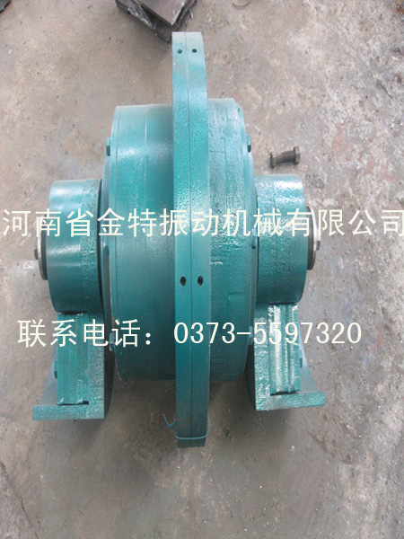 法蘭式安裝軸偏心激振器 WHQF-60-6規格法蘭式激振器