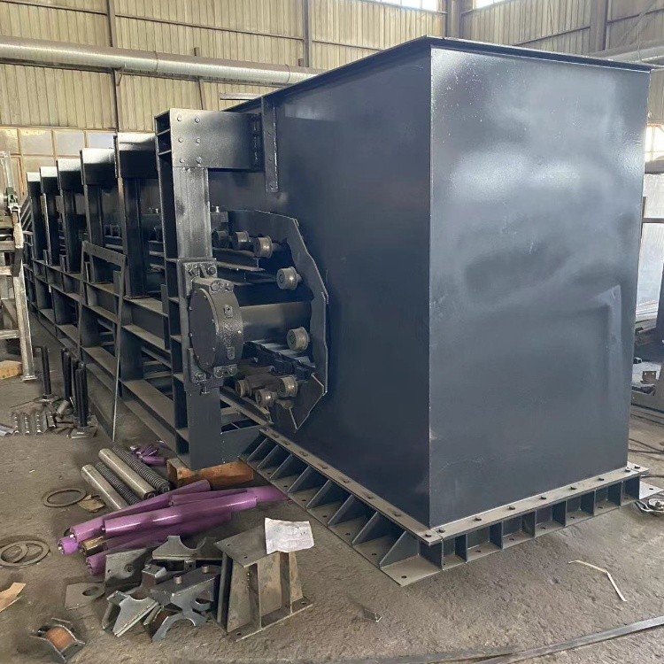 石塊給礦輸送機 輸送量大BL系列重型鏈板輸送機