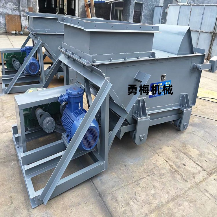 煤礦井下專(zhuān)用給煤機(jī) 煤礦碼頭散料轉(zhuǎn)運(yùn)給料機(jī)