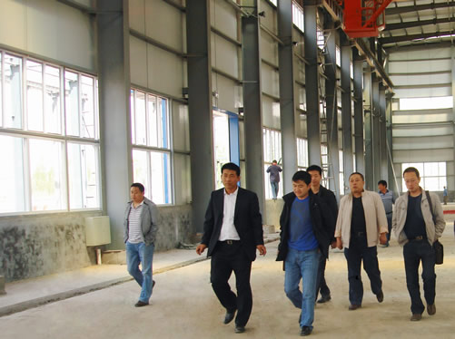 在河南萬泰機械新廠區