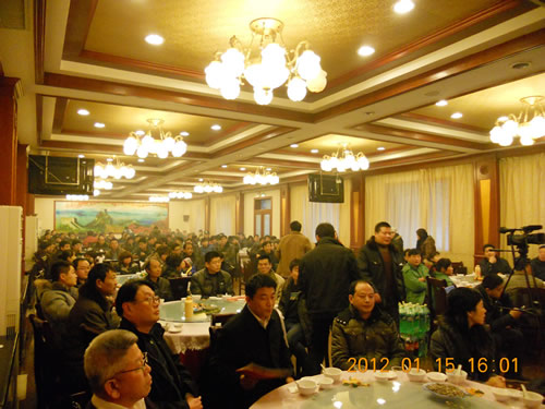 河南萬泰機(jī)械舉辦2012新年答謝聯(lián)誼會(huì)