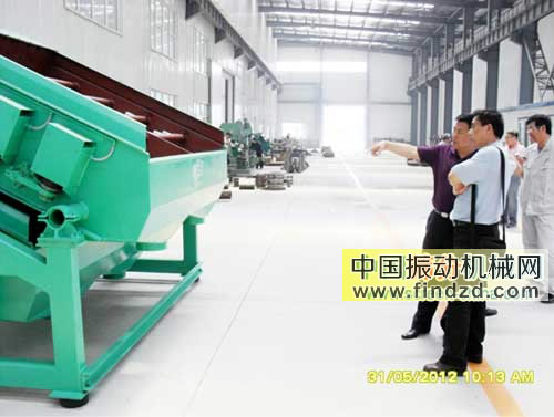 與會專家熱烈討論新產品技術特點和技術優勢