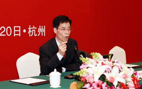 中國砂石協(xié)會會長胡幼奕