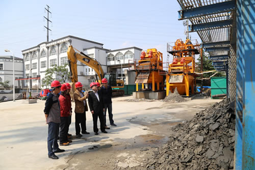 常州市武進區水務局至三川德青工程機械清淤項目工地及污泥固化現場考察指導