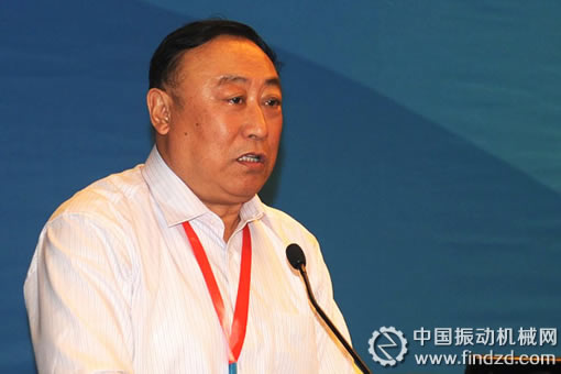 中國(guó)重型機(jī)械工業(yè)協(xié)會(huì)秘書長(zhǎng)岳建忠