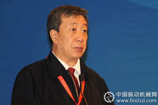 中國(guó)重型機(jī)械工業(yè)協(xié)會(huì)常務(wù)副理事長(zhǎng)李鏡