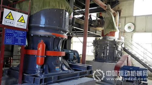 單缸液壓圓錐破HST160和多缸液壓圓錐破碎機