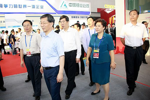 國土資源部副部長曹衛星,天津市副市長孫文魁等領導參觀2016中國國際礦業大會展區