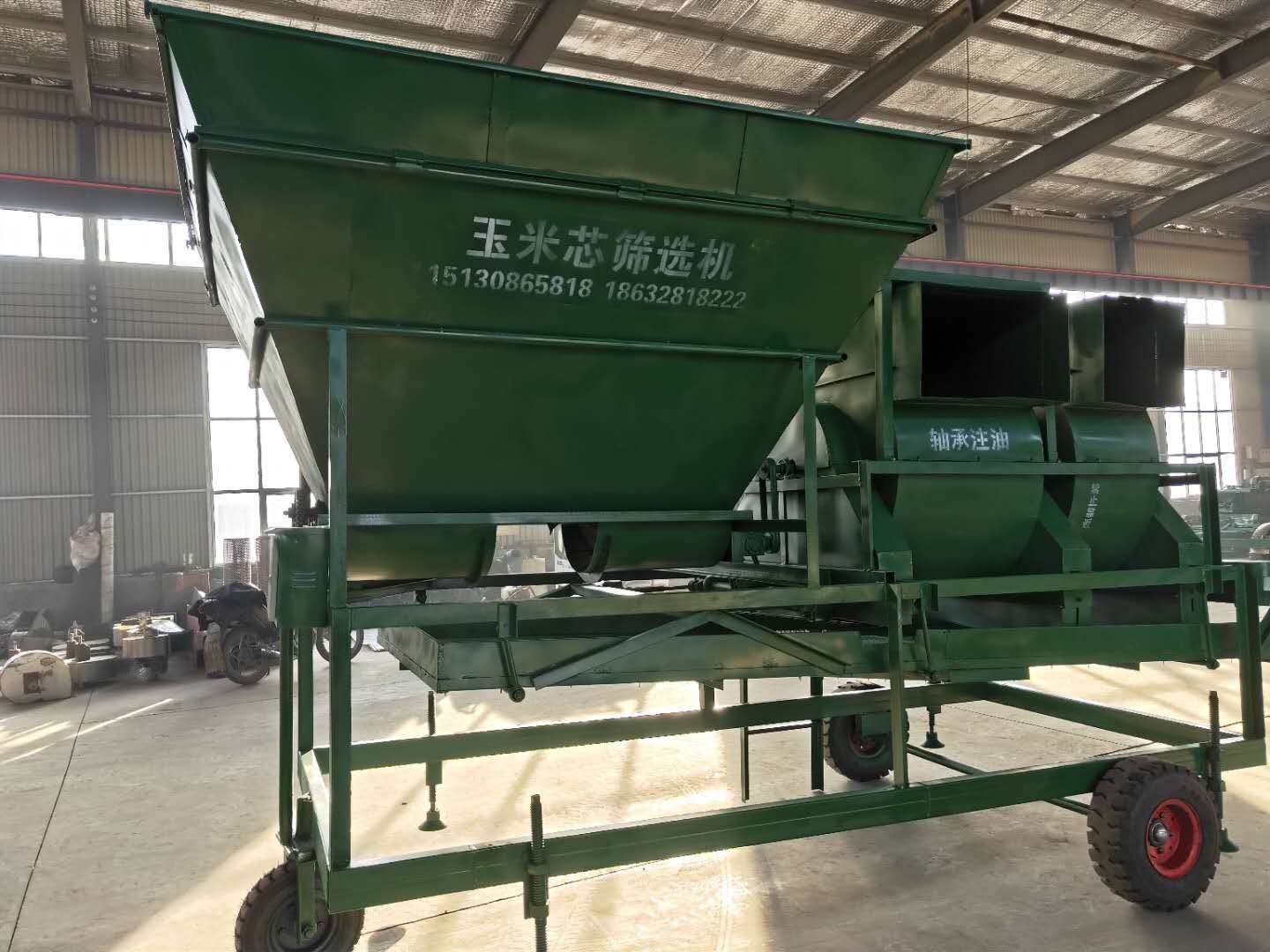 玉米芯過皮機.jpg