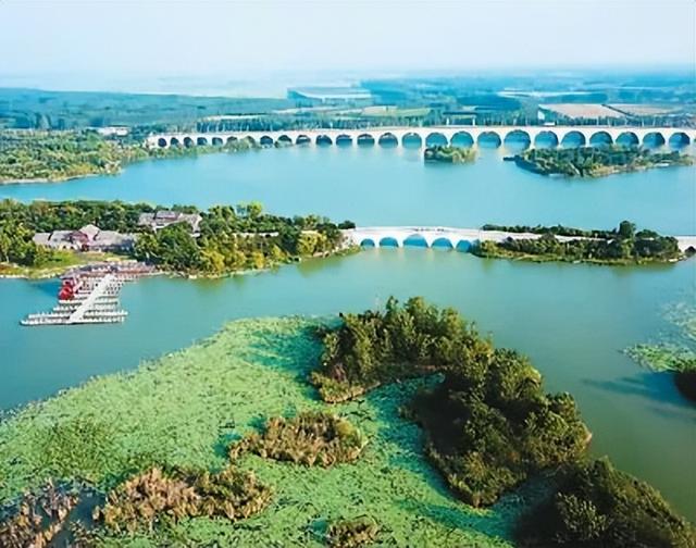 濟寧市太白湖濕地景色