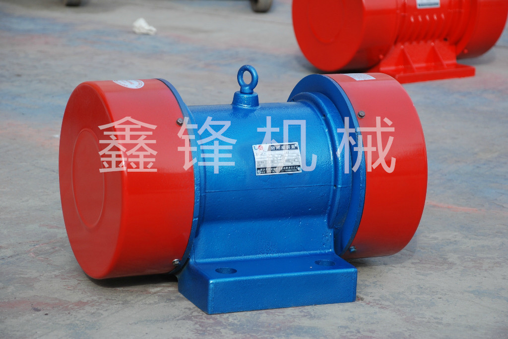 YZS振動(dòng)電機(jī)2_副本